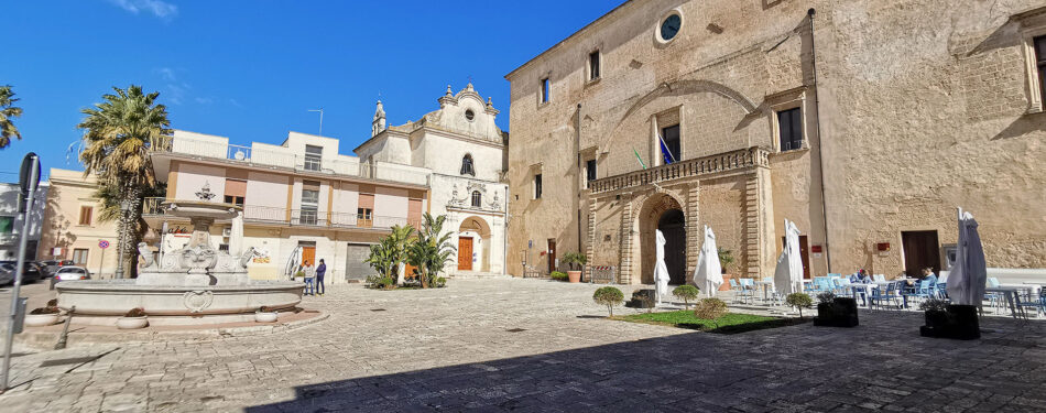 Latiano palazzo imperiali e chiesa baronale