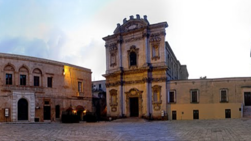 Piazza Orsini mesagne salento