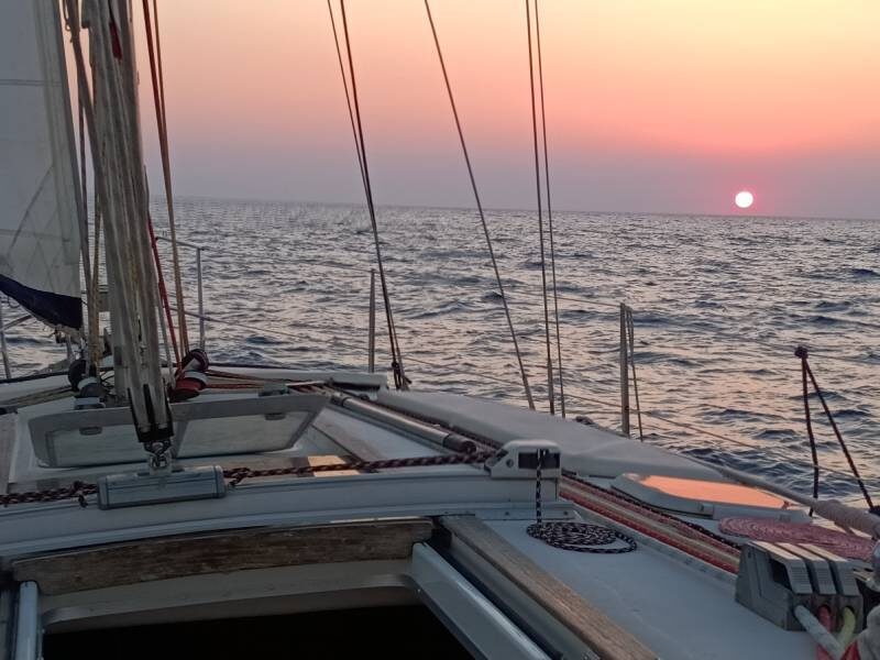 Aperitivo barca salento 4