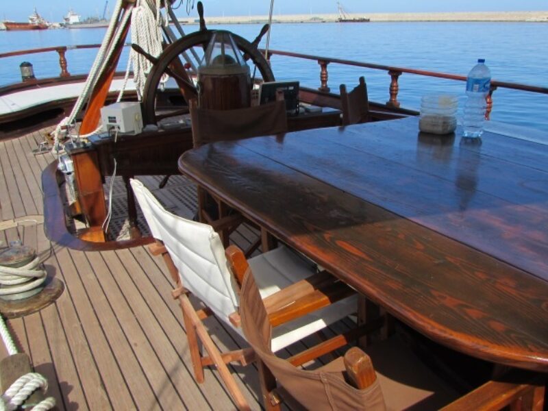 Barca in legno feste private salento