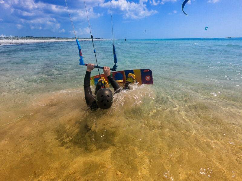 Corso kitesurf avanzato locals crew salento