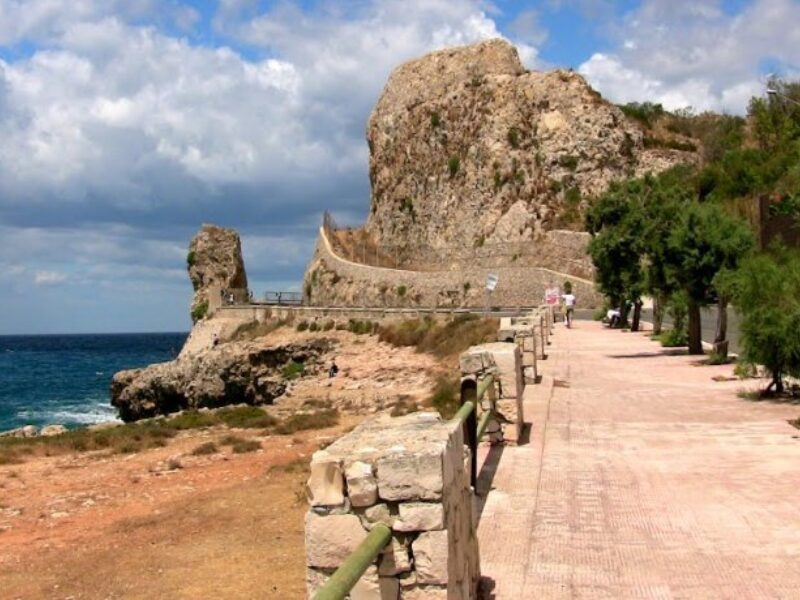 Montagna spaccata gallipoli scooter