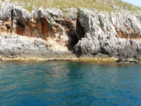 Tour grotta delle streghe