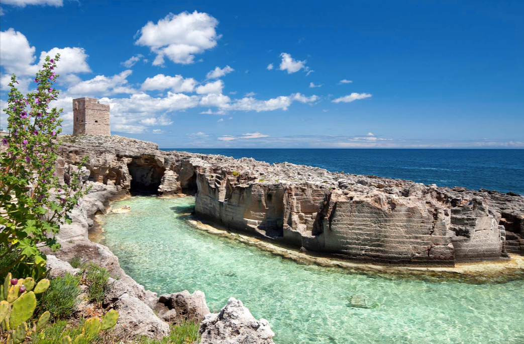 La piscina di Marina Serra