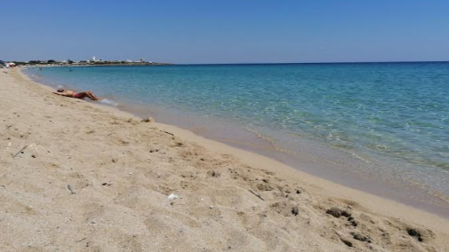 Salina monaci spiaggia