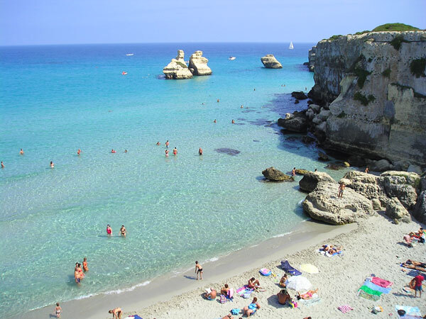 Spiaggia torre dell orso tour due giorni