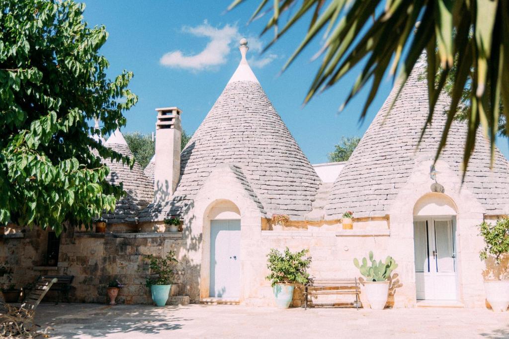 Trulli ceglie messsapica vista due giorni salento